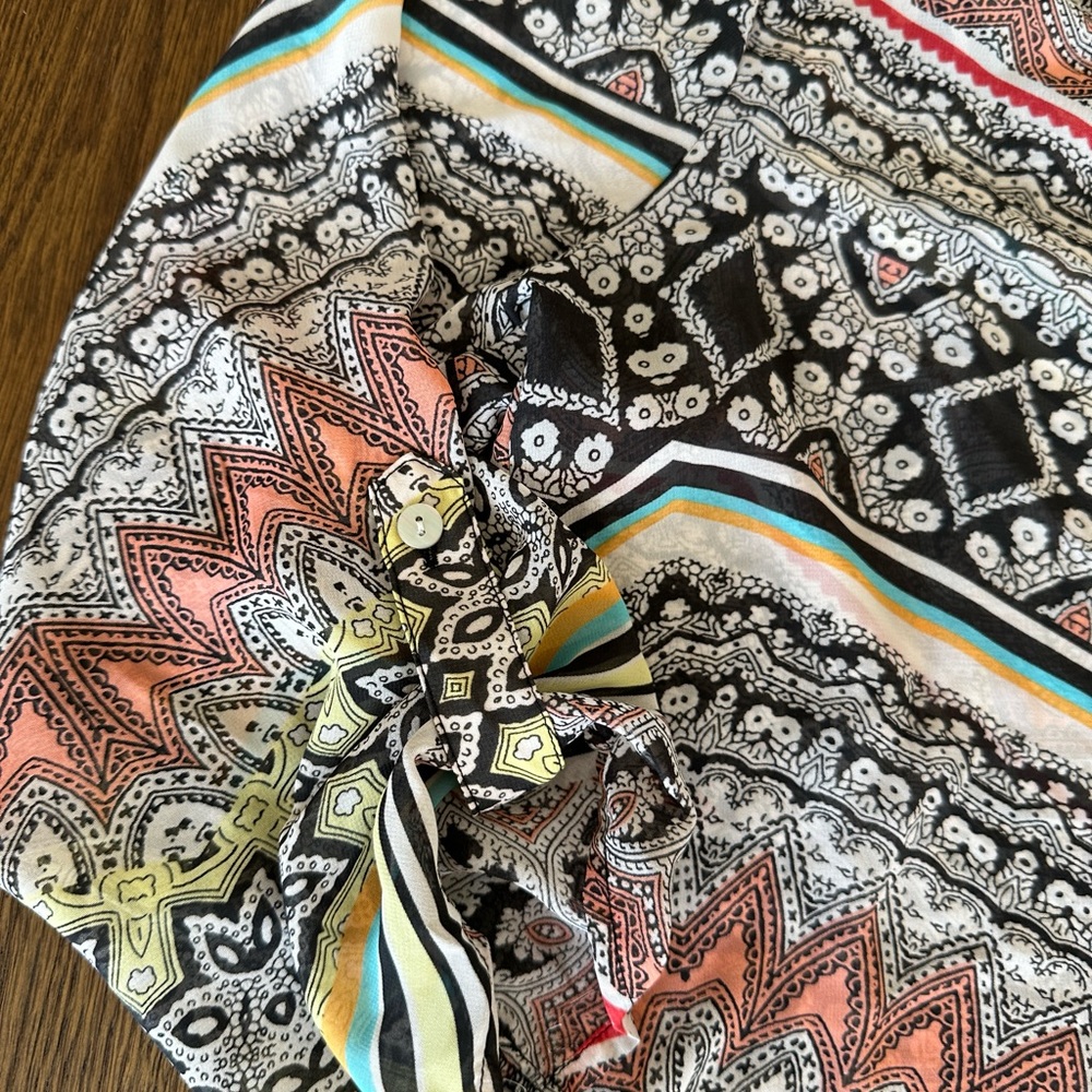 Blouse size M - Picture 2 of 3